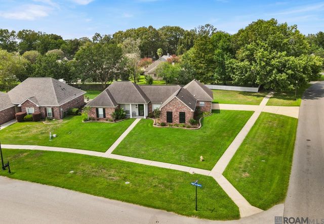 4397 Pasture Clear Ct, Zachary, LA 70791