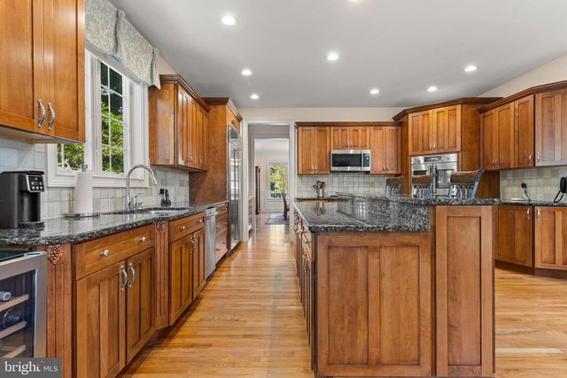 616 BROOKSIDE AVE, Wayne, PA 19087