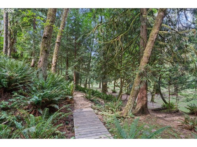 34102 Ne 14TH Ave, La Center, WA 98629