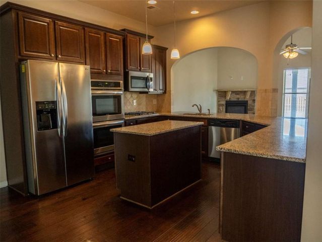 65 Silver Peak Drive, Covington, GA 30016