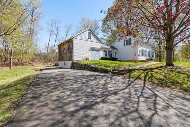 10 Highland St, Spencer, MA 01562