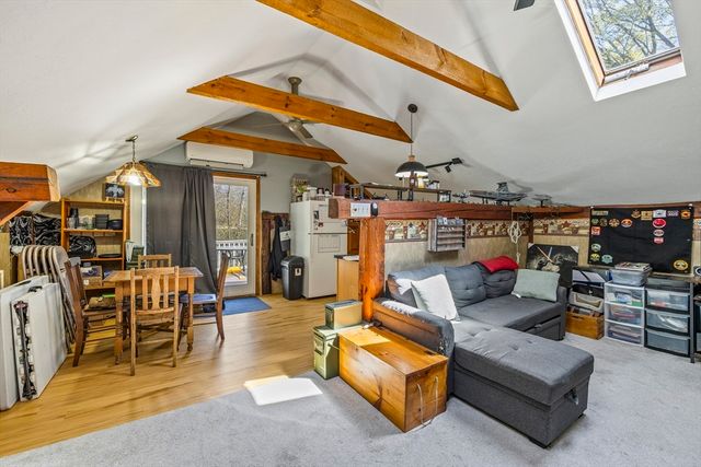 10 Highland St, Spencer, MA 01562