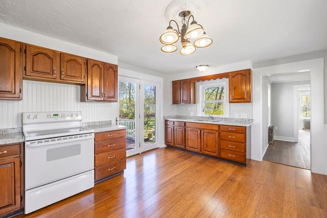 10 Highland St, Spencer, MA 01562