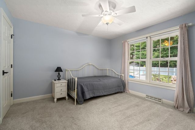 6 Perennial Ln, Hampden, MA 01036