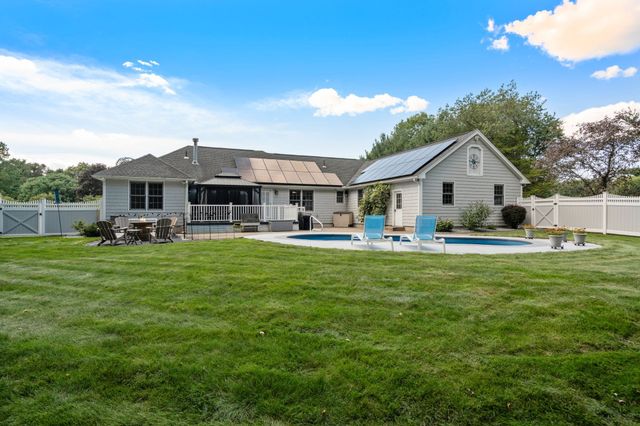 6 Perennial Ln, Hampden, MA 01036