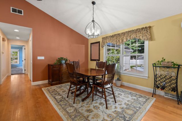 6 Perennial Ln, Hampden, MA 01036