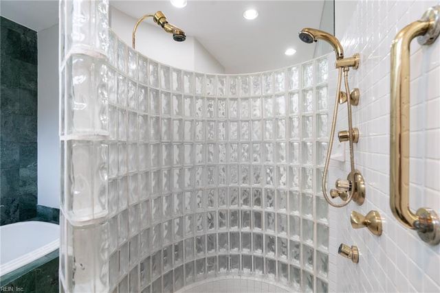 748 Virginia Dare DR, Virginia Beach, VA 23451