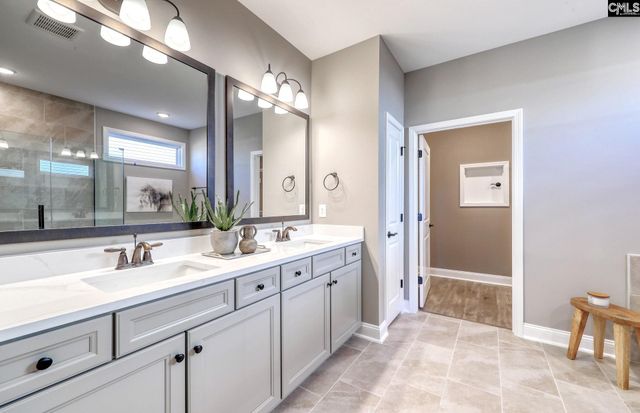 573 Oakleaf Chase Circle, Blythewood, SC 29016