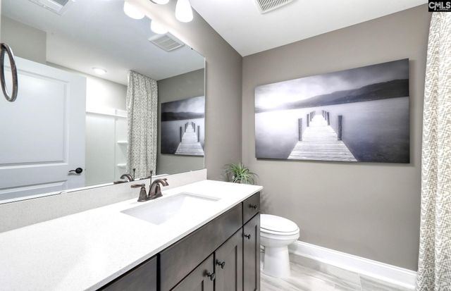 573 Oakleaf Chase Circle, Blythewood, SC 29016