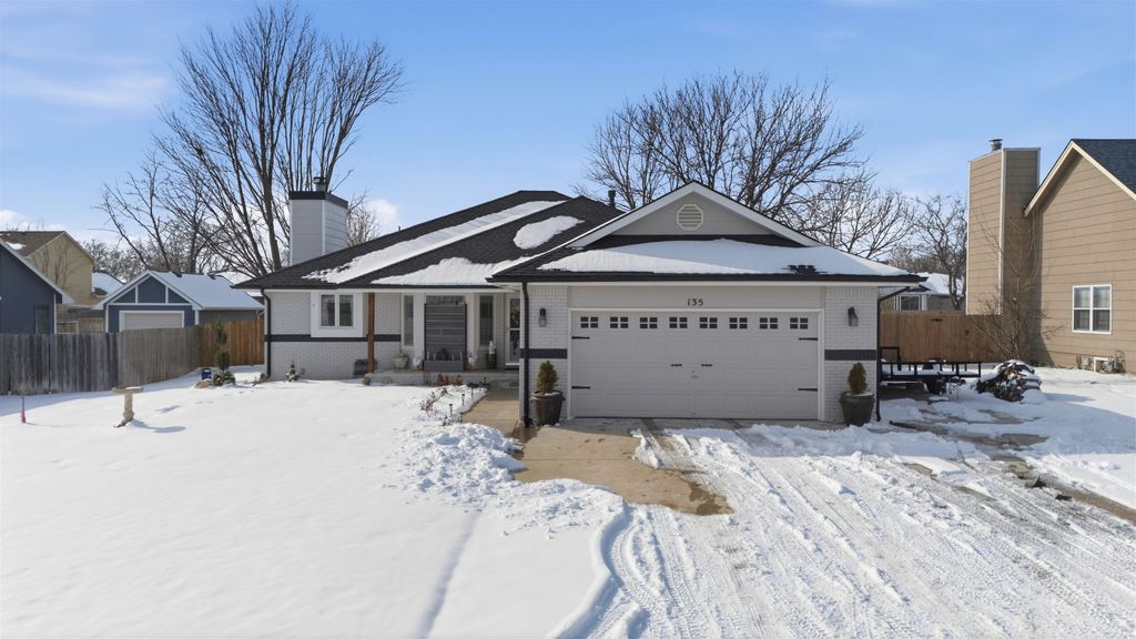 135 Chapel Dr., Andover, KS 67002