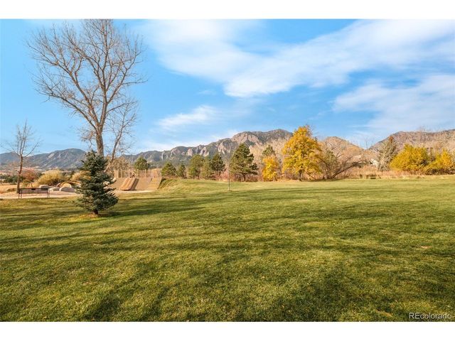 3760 Smuggler Pl, Boulder, CO 80305