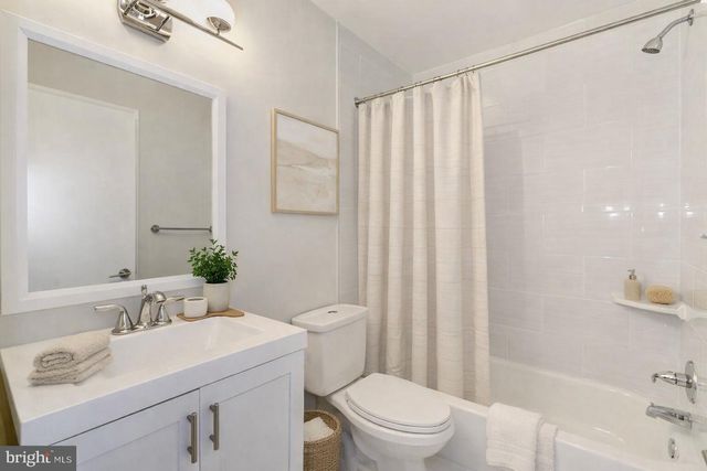 3319 NASH PL SE, Washington, DC 20020