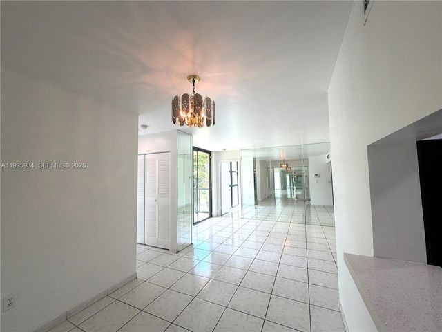 11750 SW 18th St 314-1, Miami, FL 33175