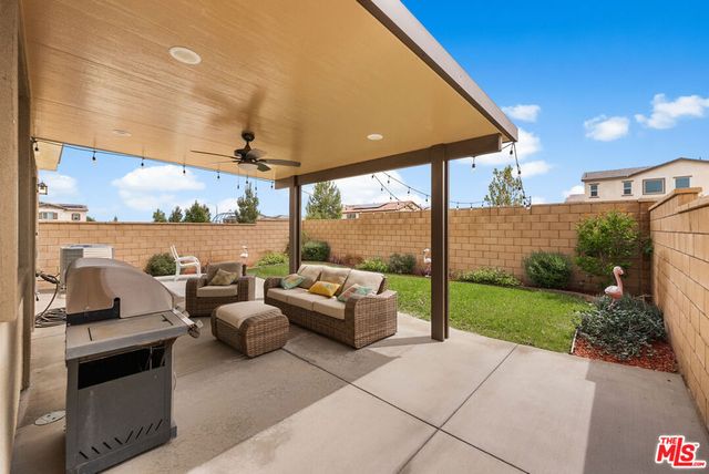 13041 Echo Valley Street, Victorville, CA 92392