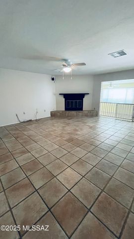 5830 W Bridle Way, Tucson, AZ 85743