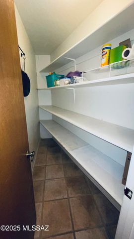 5830 W Bridle Way, Tucson, AZ 85743