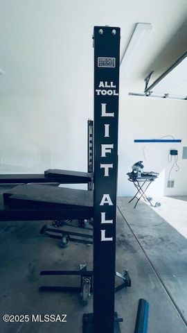 5830 W Bridle Way, Tucson, AZ 85743