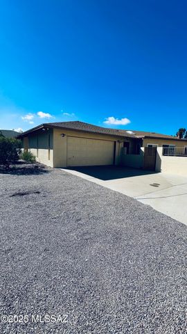 5830 W Bridle Way, Tucson, AZ 85743