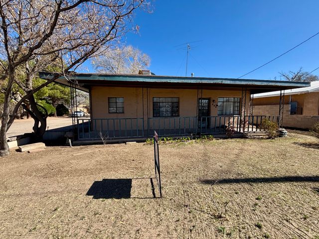 444 Main Street NW, Los Lunas, NM 87031