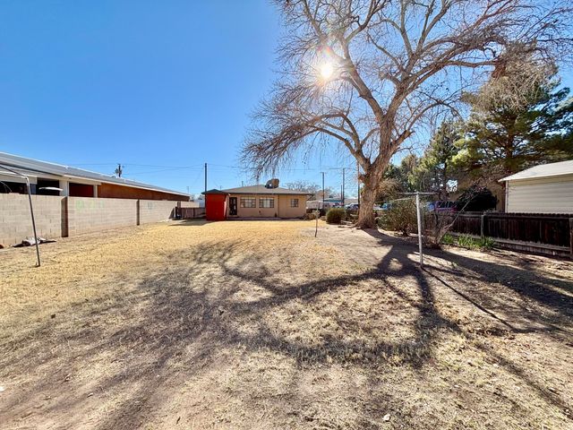 444 Main Street NW, Los Lunas, NM 87031