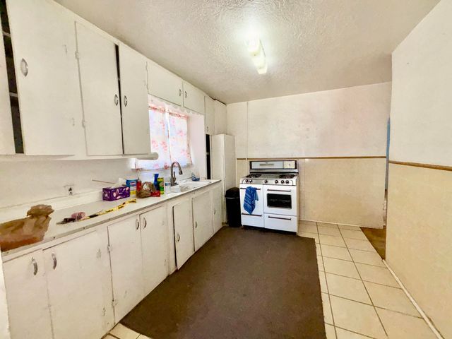 444 Main Street NW, Los Lunas, NM 87031