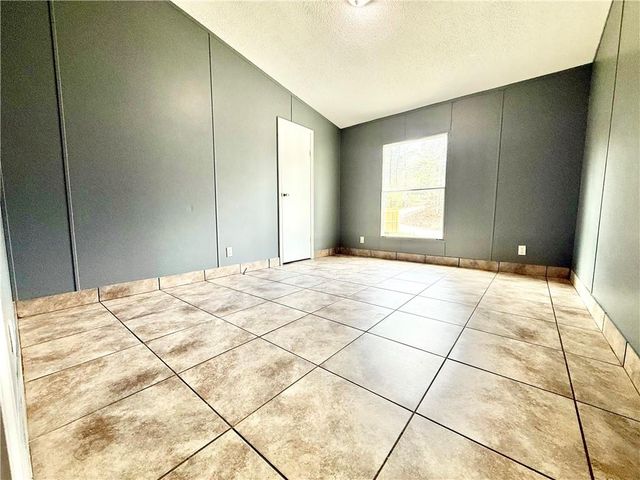 3745 OLD MARKSVILLE Highway, Pineville, LA 71360