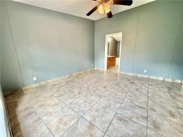 3745 OLD MARKSVILLE Highway, Pineville, LA 71360