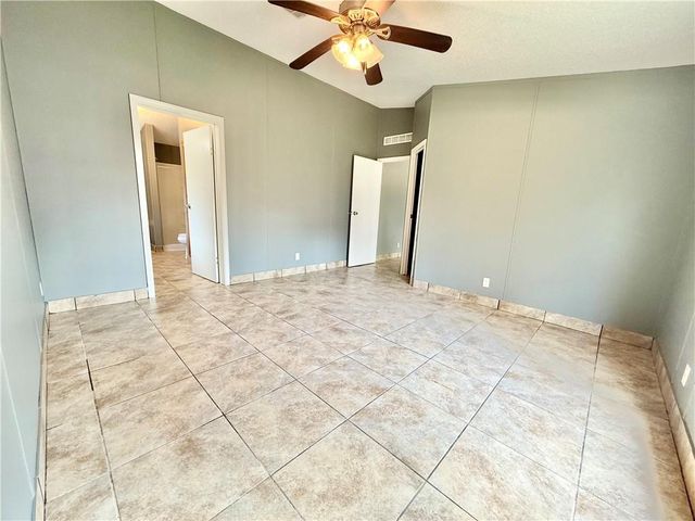 3745 OLD MARKSVILLE Highway, Pineville, LA 71360