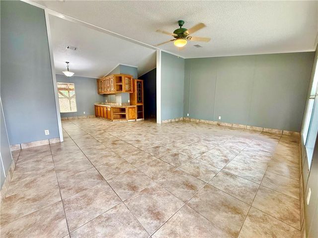 3745 OLD MARKSVILLE Highway, Pineville, LA 71360