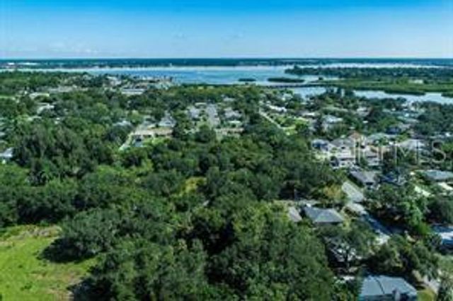 2801 11TH AVENUE E, Bradenton, FL 34208