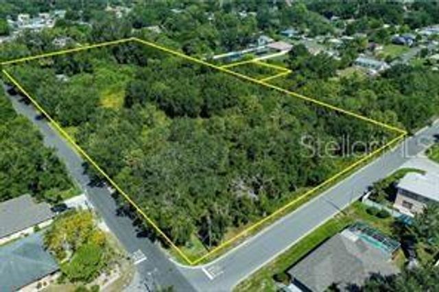 2801 11TH AVENUE E, Bradenton, FL 34208