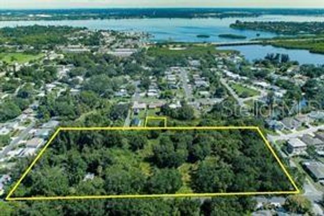 2801 11TH AVENUE E, Bradenton, FL 34208