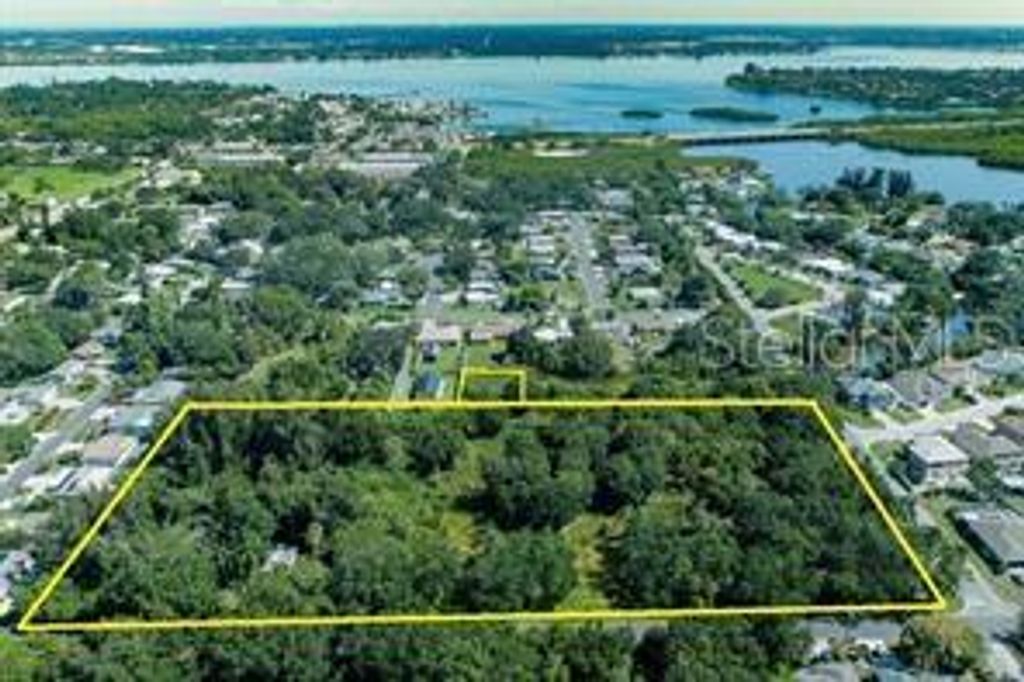 2801 11TH AVENUE E, Bradenton, FL 34208