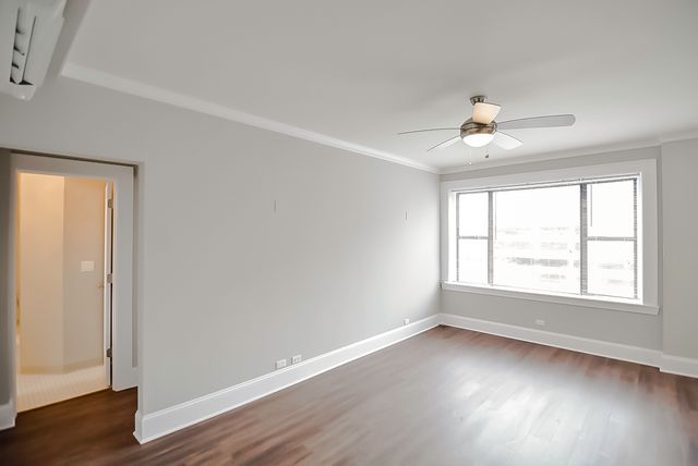 817 W Lakeside Place 611, Chicago, IL 60640