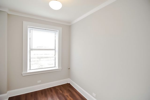 817 W Lakeside Place 611, Chicago, IL 60640