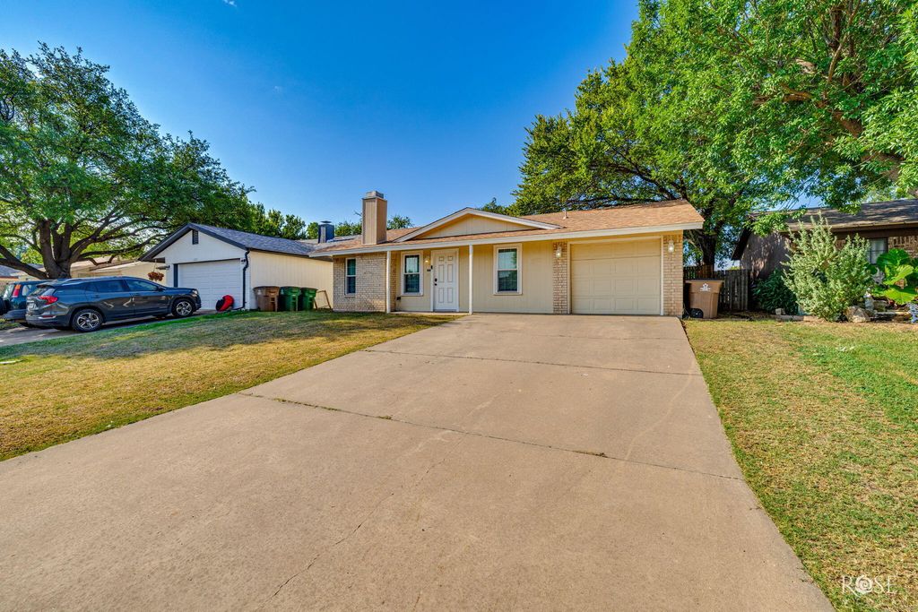 Image 2 of property listing at 1229 Tres Rios Drive, San Angelo, TX 76903