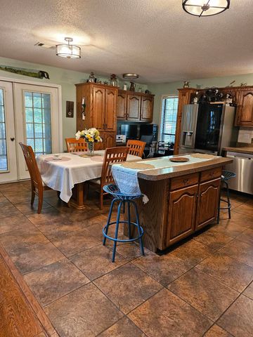 6 Bonnie Ln., Lumberton, MS 39455