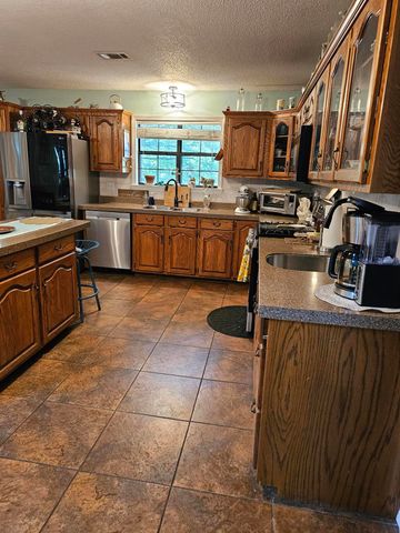 6 Bonnie Ln., Lumberton, MS 39455