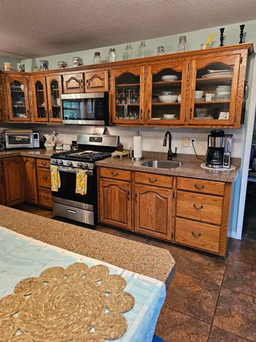 6 Bonnie Ln., Lumberton, MS 39455