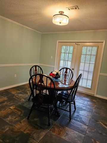 6 Bonnie Ln., Lumberton, MS 39455