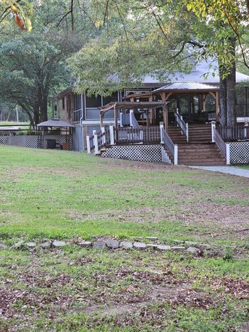 6 Bonnie Ln., Lumberton, MS 39455