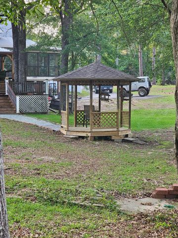 6 Bonnie Ln., Lumberton, MS 39455