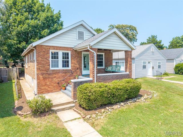 1457 Sproule Avenue, St Louis, MO 63139