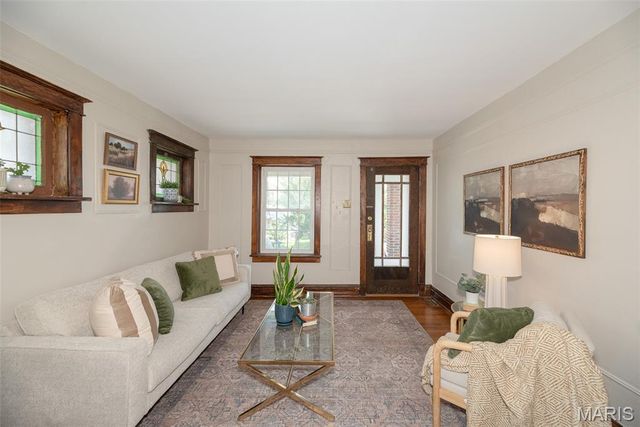1457 Sproule Avenue, St Louis, MO 63139