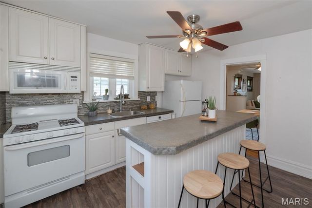 1457 Sproule Avenue, St Louis, MO 63139