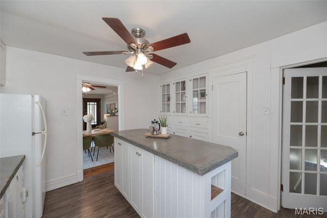 1457 Sproule Avenue, St Louis, MO 63139