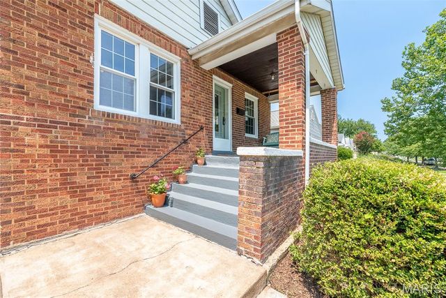 1457 Sproule Avenue, St Louis, MO 63139