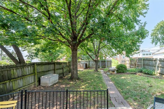 1457 Sproule Avenue, St Louis, MO 63139