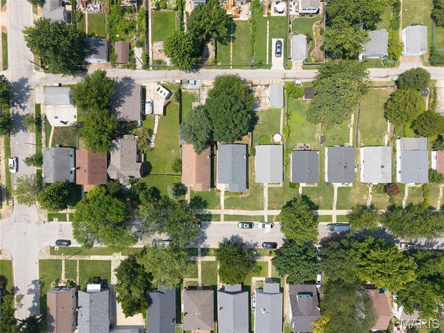 1457 Sproule Avenue, St Louis, MO 63139