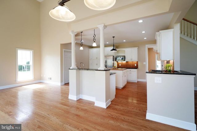 135 FERNLEAF CT, State College, PA 16801